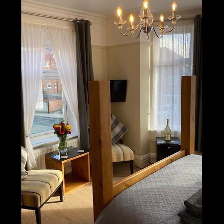 The Whalebone Arch Hotel Whitby Ngoại thất bức ảnh