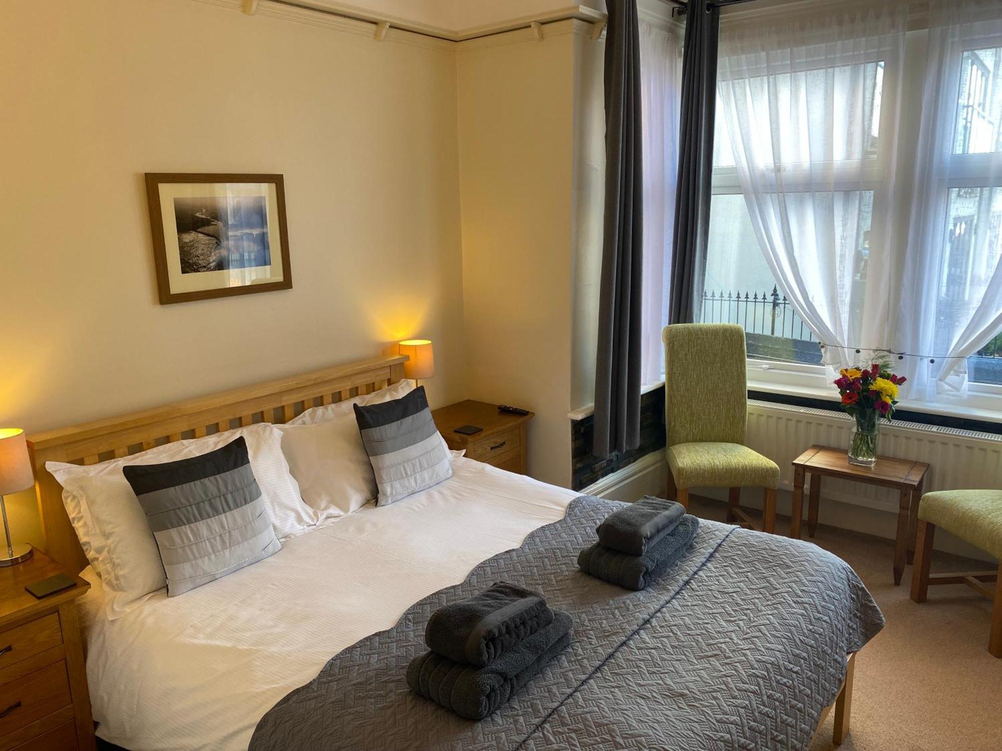 The Whalebone Arch Hotel Whitby Ngoại thất bức ảnh